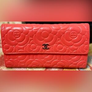 CHANEL Camellia Embossed Long Wallet in Lambskin Leather With Silver CC Logo